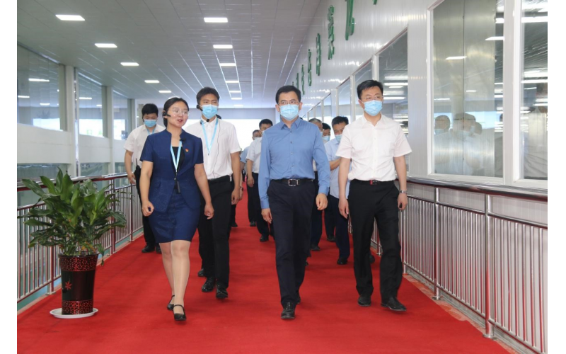 全市重點(diǎn)項(xiàng)目觀摩團(tuán)走進(jìn)綠源和豐公司