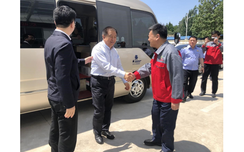 全國人大常委會(huì)委員劉玉亭一行蒞臨綠源和豐公司調(diào)研視察